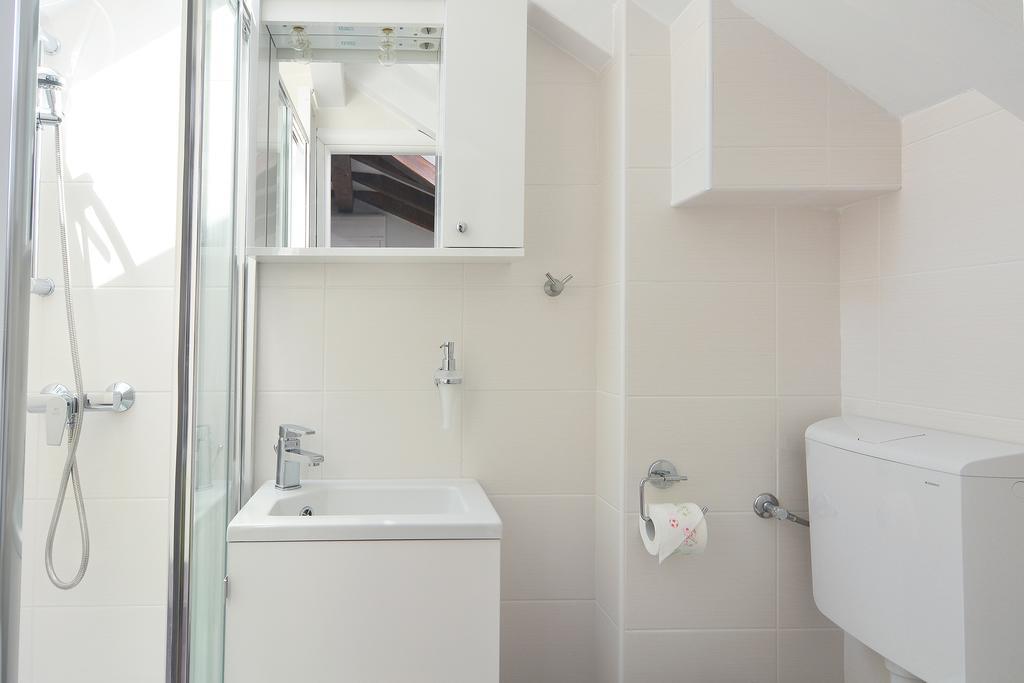Apartments And Rooms Kampanel هفار الغرفة الصورة