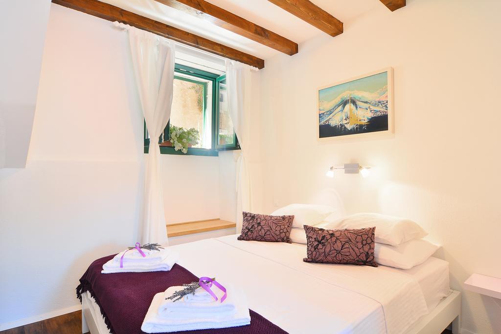 Apartments And Rooms Kampanel هفار الغرفة الصورة