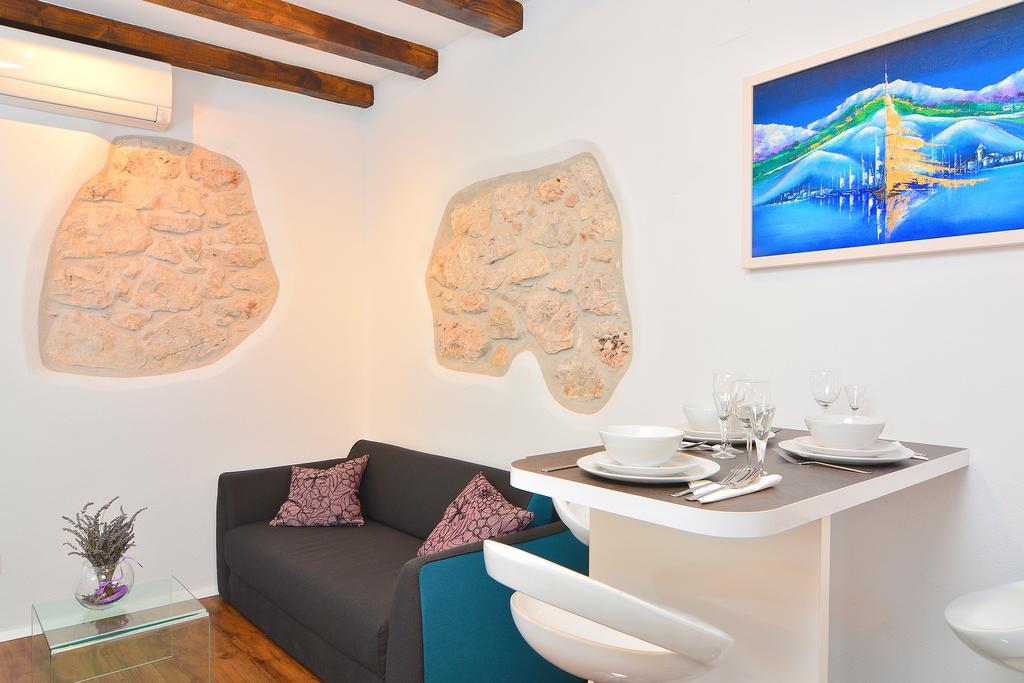 Apartments And Rooms Kampanel هفار الغرفة الصورة