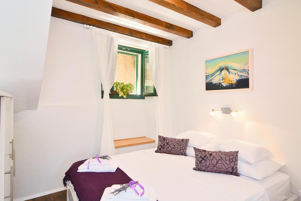 Apartments And Rooms Kampanel هفار الغرفة الصورة